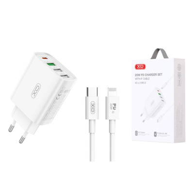 Cargador Con Tres Entrada Usb Y Uno Type-c Con Cable Type-c A Lighting XO-L120 En Blanco